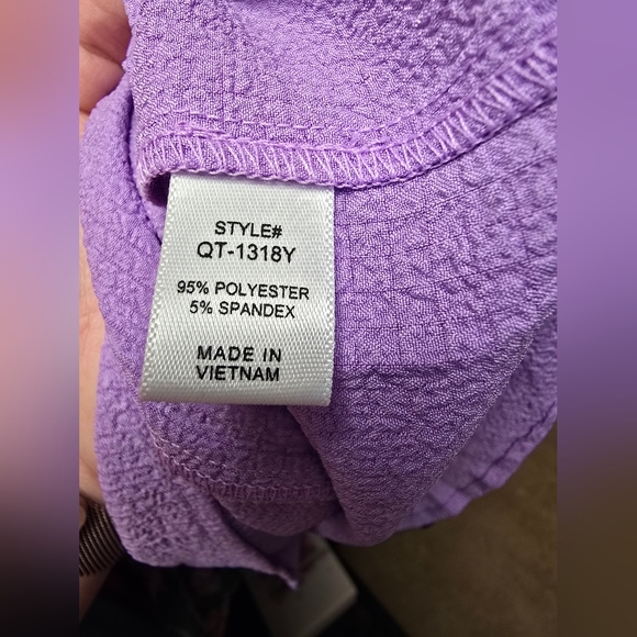 Zenana NWT Women's Purple Airflow Flutter Sleeve Ruffle Sleeve Top Size Large - Picture 8 of 8